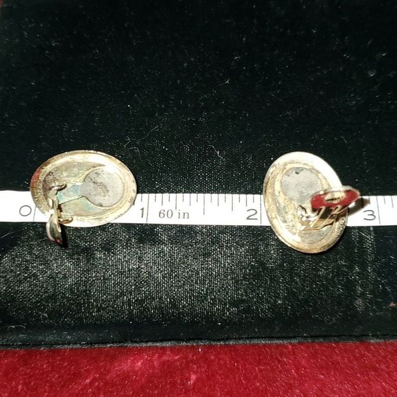 Vintage Goldtone Faux‎ Amber Clip-On Earrings - Picture 6 of 7